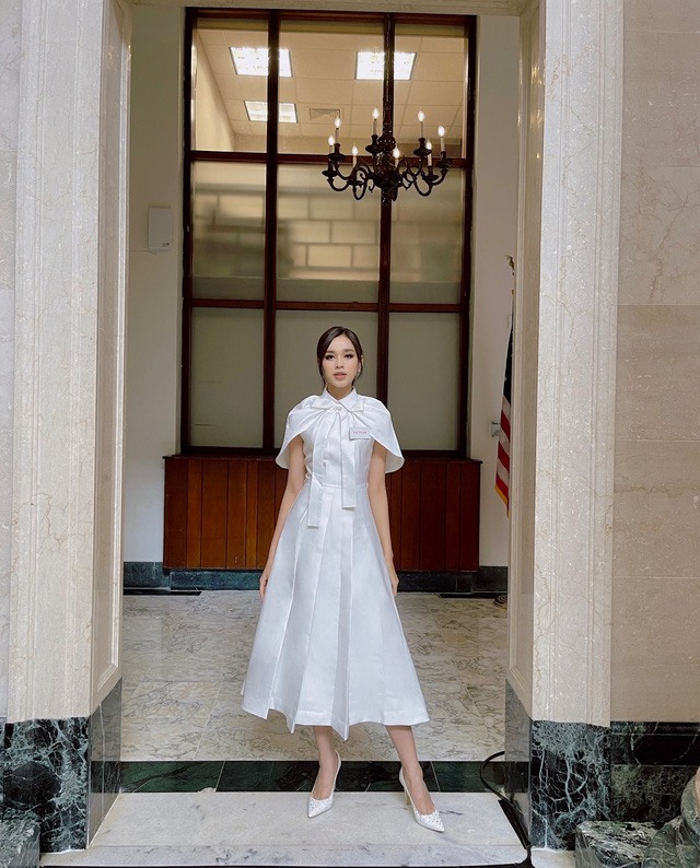 Trang phục Đỗ Thị Hà chọn tham gia vòng 2 Thử thách đối đầu.