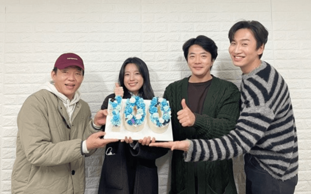 Ê kíp phim ăn mừng thành tích 1 triệu khán giả đến rạp ủng hộ  INSTAGRAM NV