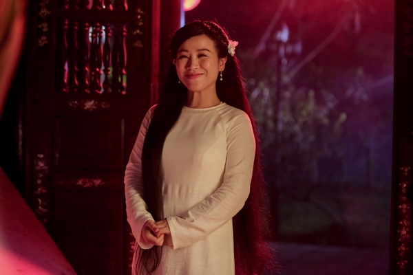 Kiều Linh: ‘Đã dám làm nghệ thuật thì không sợ khổ, sợ khó’