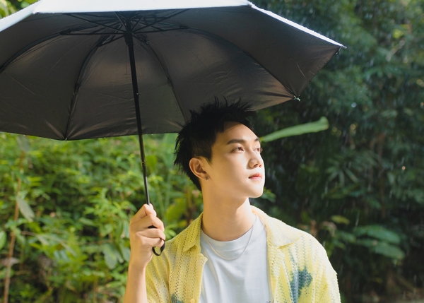 JSOL đem ca khúc mới sang tận Malaysia trình diễn