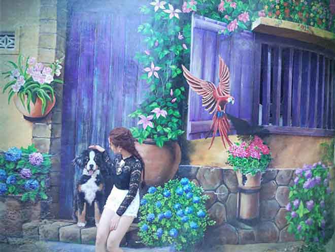 Giới trẻ đứng ngồi không yên bởi làng bích họa 3D phát sáng trong đêm