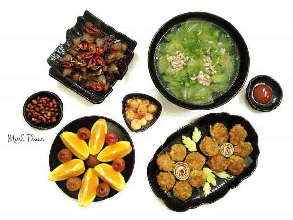 Những mâm cơm “mát mắt” ngày hè