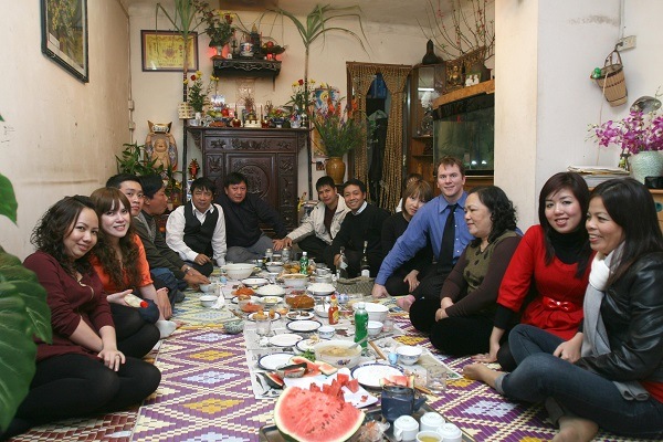 Người Hà Nội – Chuyện ăn, chuyện uống một thời: Đám giỗ ở nhà tôi