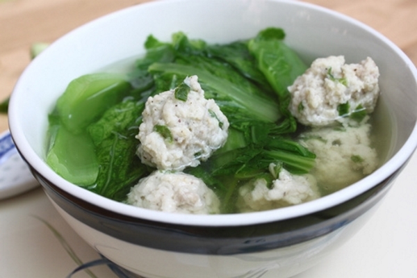 Canh cải cá thác lác cho gia đình giải nhiệt