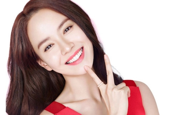 Những bí quyết giúp nàng sở hữu lớp trang điểm lâu trôi trong ngày hè