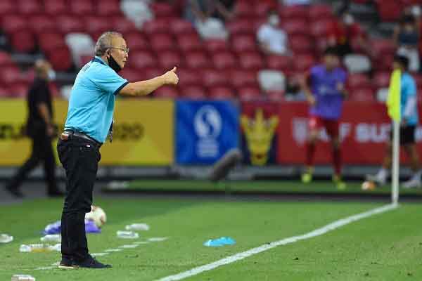 HLV Park Hang-seo: ‘Xem lại trận gặp Thái Lan, tôi rất uất ức’