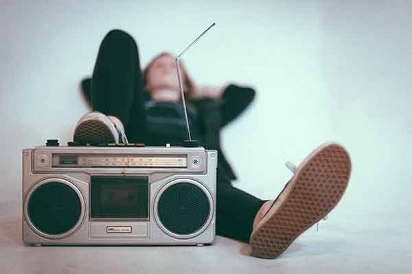 Sức hút quyến rũ của những bản nhạc thời niên thiếu