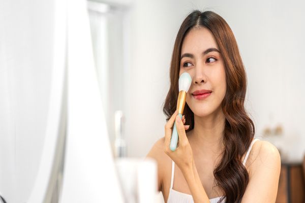 6 bước trang điểm phong cách công sở đơn giản ai cũng làm được