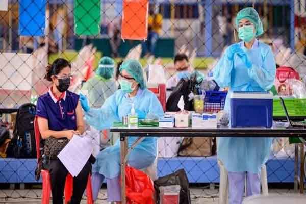 “Du lịch vaccine’ nở rộ trong đại dịch