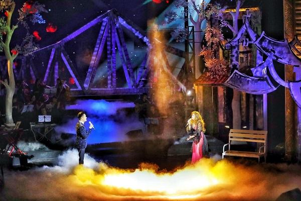 Sôi động show âm nhạc nội, ngoại