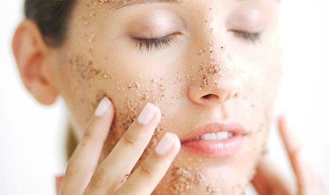 Tẩy tế bào chết đúng cách để làn da sáng đẹp