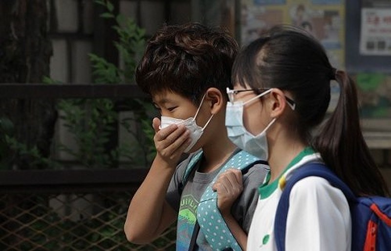 Nghi cơ thể nhiễm cúm A H1N1, bạn nên làm gì trước tiên?