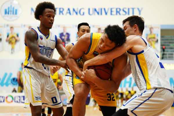 Bóng rổ VBA 2022: Đòi nợ thành công!