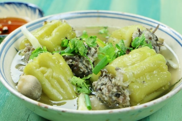 Bốn món canh khổ qua đổi vị cho ngày Tết