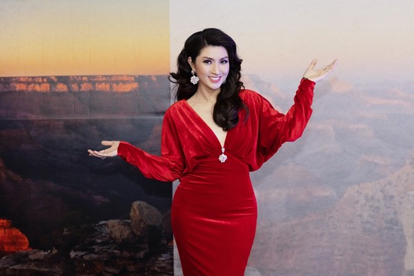 Nguyễn Hồng Nhung lên chức Phó chủ tịch ở Mỹ