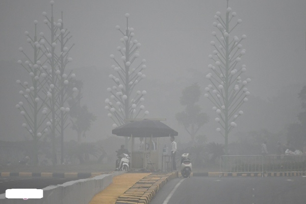 Bộ Y tế khuyến cáo trước tình trạng ô nhiễm không khí tại Hà Nội