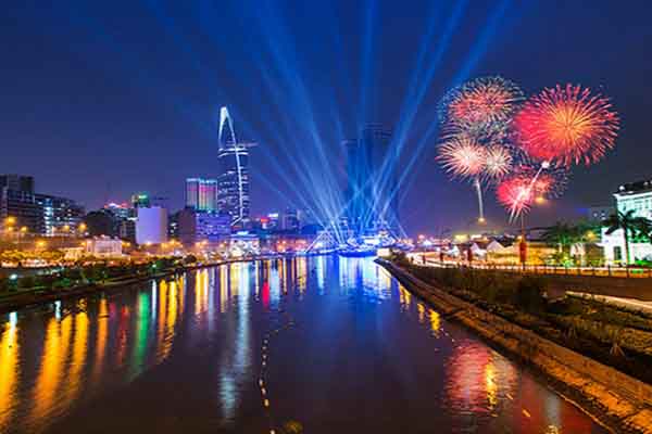 Tết Dương lịch 2020, TP.HCM dự kiến bắn pháo hoa tại 3 điểm