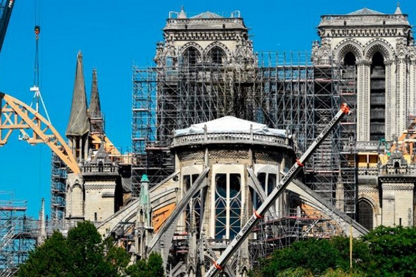 Nhà thờ Đức Bà Paris lần đầu không tổ chức lễ Giáng sinh