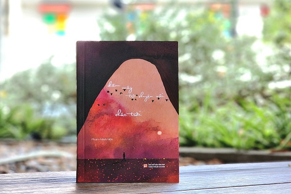 Khi ‘Đám mây trò chuyện với chân trời’, thưởng thức sự cô đơn một cách trọn vẹn