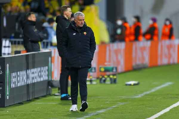 HLV Mourinho: ‘Những người buộc tội một cầu thủ mới 19 tuổi là cặn bã’