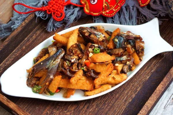 Cá khô rim mặn chỉ 20k cho bữa cơm thêm thú vị