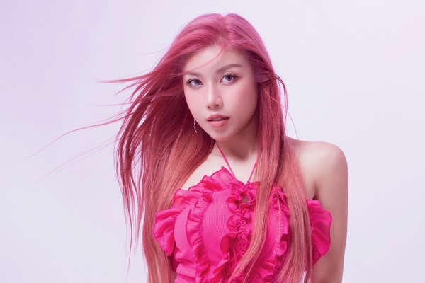 Trang Pháp tự hào vì bản thân làm nghề trong sáng và không toan tính 