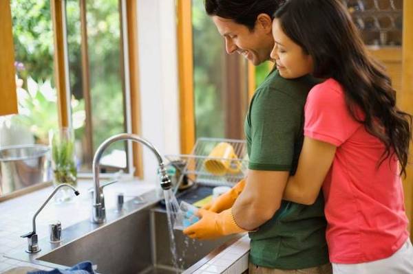 Những điều nhỏ nhặt nhưng khiến cuộc sống vợ chồng hạnh phúc
