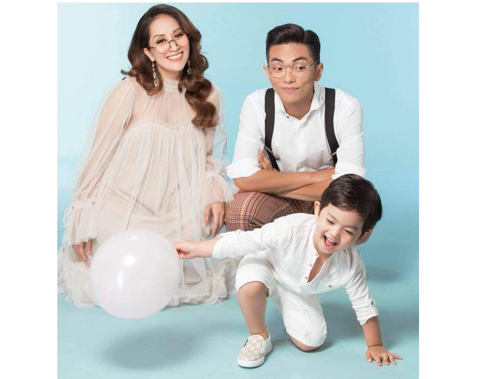 Khánh Thi cùng con trai hóm hỉnh với trào lưu “Rich Kid’