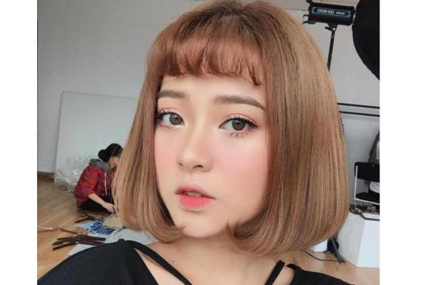 Biến hóa nhan sắc khi chụp ảnh với 5 tuyệt chiêu sau