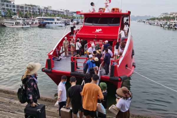 Mở cửa tối đa để du khách đi thăm Hạ Long không cần hộ chiếu vắc xin, xét nghiệm