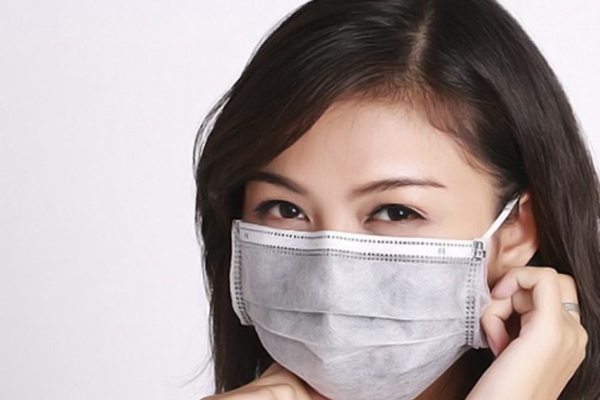 Mẹo nhỏ giúp da không bị kích ứng khi đeo khẩu trang y tế cả ngày