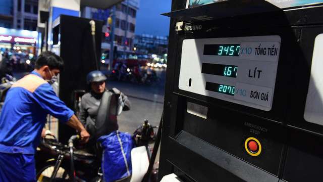 15h, xăng dầu đồng loạt tăng giá lần 2 trong tháng