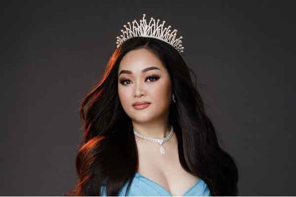 ‘Bà trùm vương miện’ Hoàng Thanh Nga chính thức đại diện Việt Nam tham gia đấu trường Mrs Universe 2022