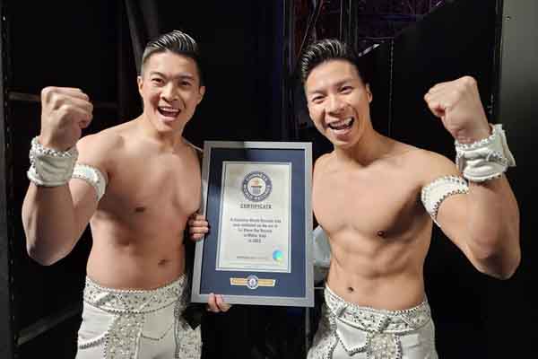 Quốc Cơ – Quốc Nghiệp xác lập kỷ lục thế giới mới tại Italy chỉ trong 1 phút 55 giây