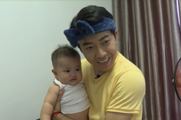 Lê Dương Bảo Lâm, Cris Phan nghi vấn ‘rạn nứt’ vì chi tiết này