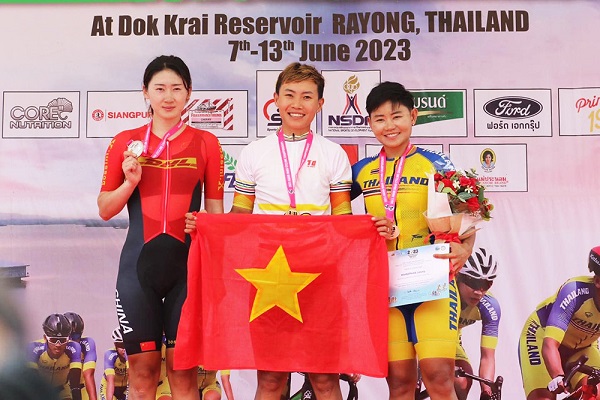 Thi đấu ấn tượng, Nguyễn Thị Thật bảo vệ thành công tấm HCV tại giải xe đạp châu Á 2023