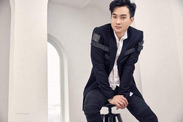 Anh Tuấn: ‘Tôi gặp khó khi đóng vai chính Phố trong làng’