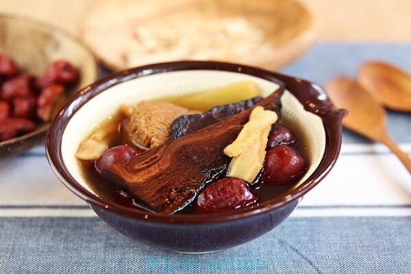 Bài thuốc Đông y chữa da xanh, thiếu máu