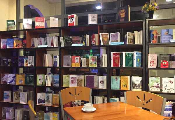 Đà Nẵng có công viên cà phê sách cực kì thú vị