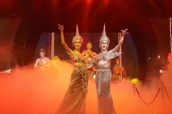 Đoàn Hương Nam nâng tầm nghệ thuật lô tô