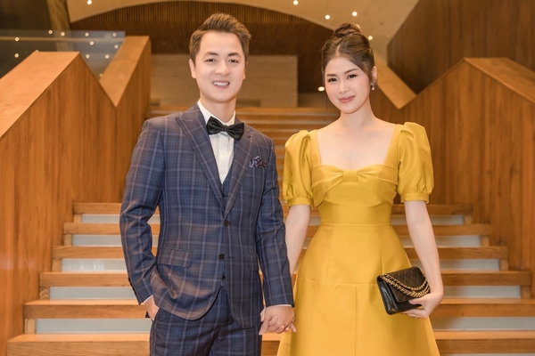 Vợ chồng Đăng Khôi – Thủy Anh tiếc vì không dự trọn vẹn đám cưới của Đông Nhi