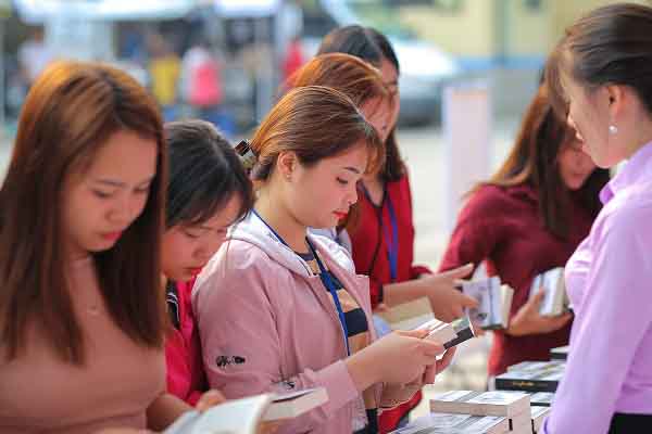 Hành trình Từ Trái Tim: Mang tri thức đến bản nghèo nhất Mường Tè – Lai Châu