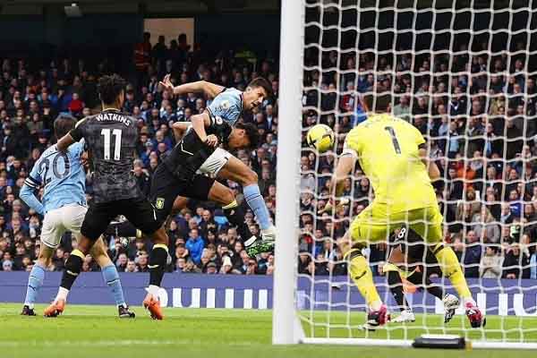 Đánh bại Aston Villa, Man City áp sát ngôi đầu