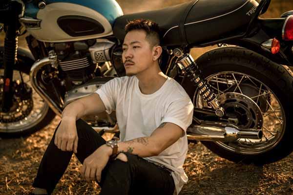 Pom tung loạt ảnh ‘bad boy’ kèm lời nhắn: ‘Tôi nhát lắm’