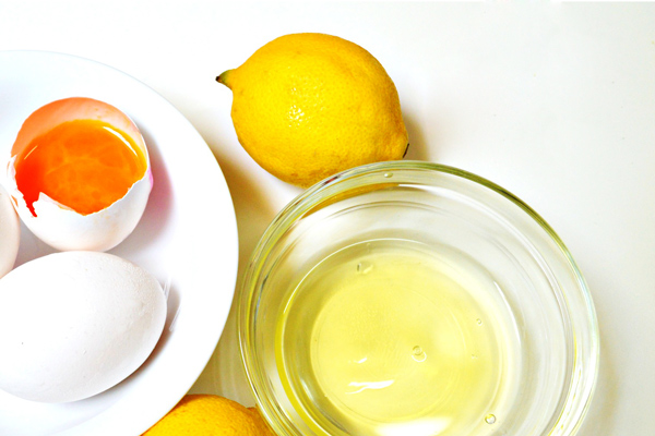 Làm gì để giúp da mặt trắng nhanh tự nhiên?