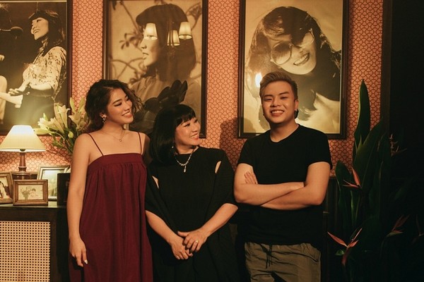 Danh ca Cẩm Vân đánh thức người trẻ về khoảng cách thế hệ bằng sáng tác của Hứa Kim Tuyền