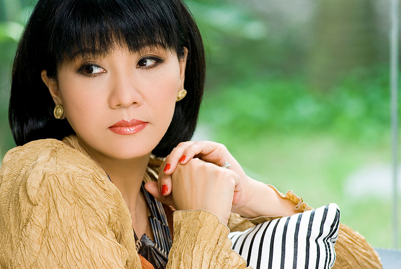 Cẩm Vân – Khắc Triệu và ‘Miền Trung tôi thương’