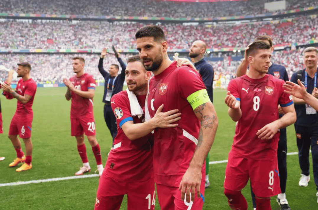 Cuộc đua vào vòng 1/8 Euro 2024: Serbia hòa kịch tính trước Slovenia