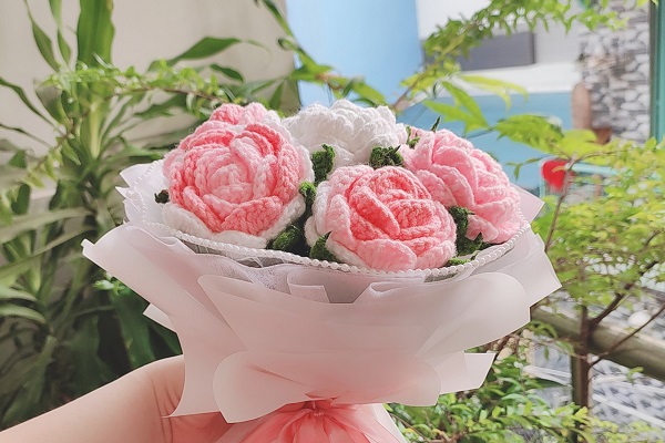 Những bó hoa cưới được móc bằng len bất tử