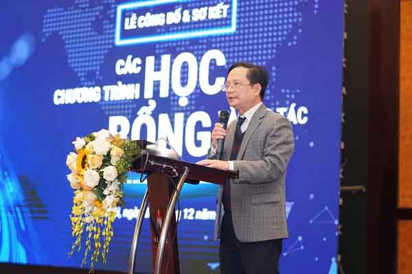 Vinif tài trợ 62 tỷ đồng học bổng thạc sĩ, tiến sĩ và sau tiến sĩ năm 2022